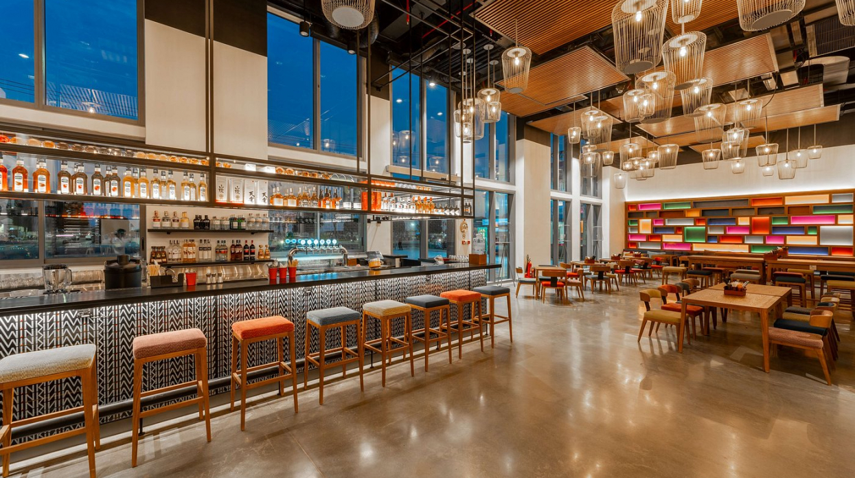 Quầy bar 02